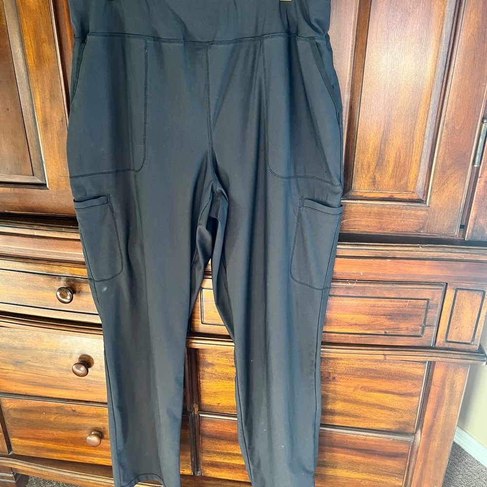 Cherokee Infinity Women's Black Scrub Pants